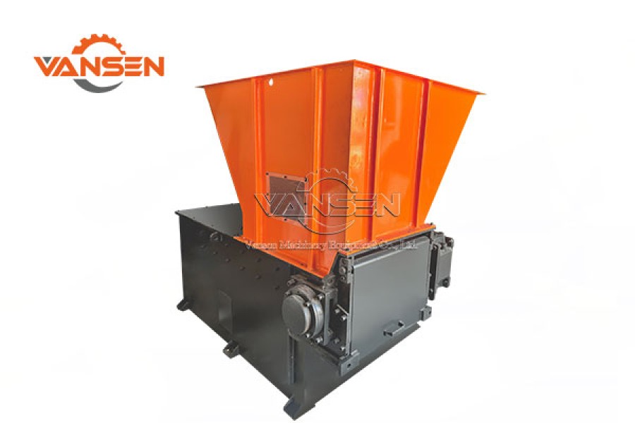 Single Shaft Shredder Machine